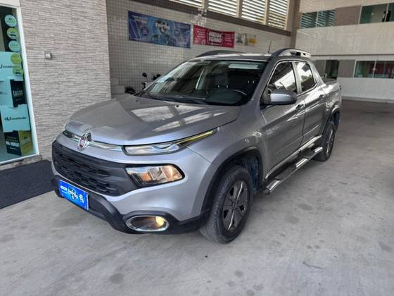 FIAT TORO 1.8 16V EVO FLEX FREEDOM AT6 FIAT TORO 1.8 16V EVO FLEX FREEDOM AT6
